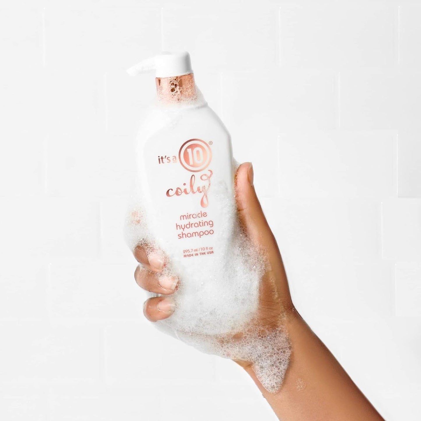 IT’S A 10 Garbanotų plaukų drėkinamasis šampūnas – Coily Miracle Hydrating Shampoo 295ml